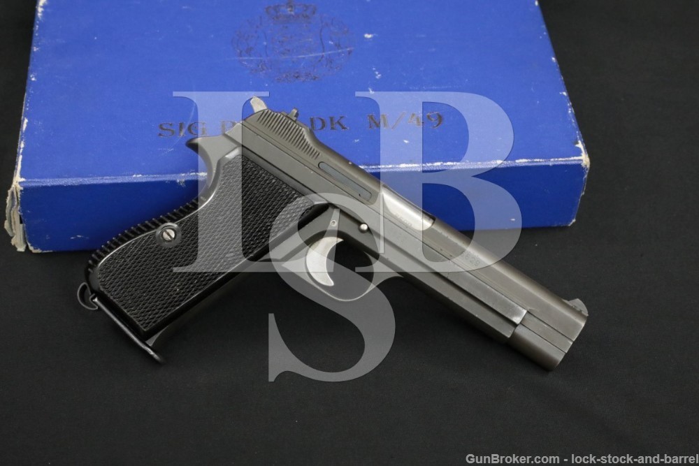 Sharp! Dutch Military SIG Model P-210-DK 9mm 4 3/4″ Semi-Auto Pistol C&R