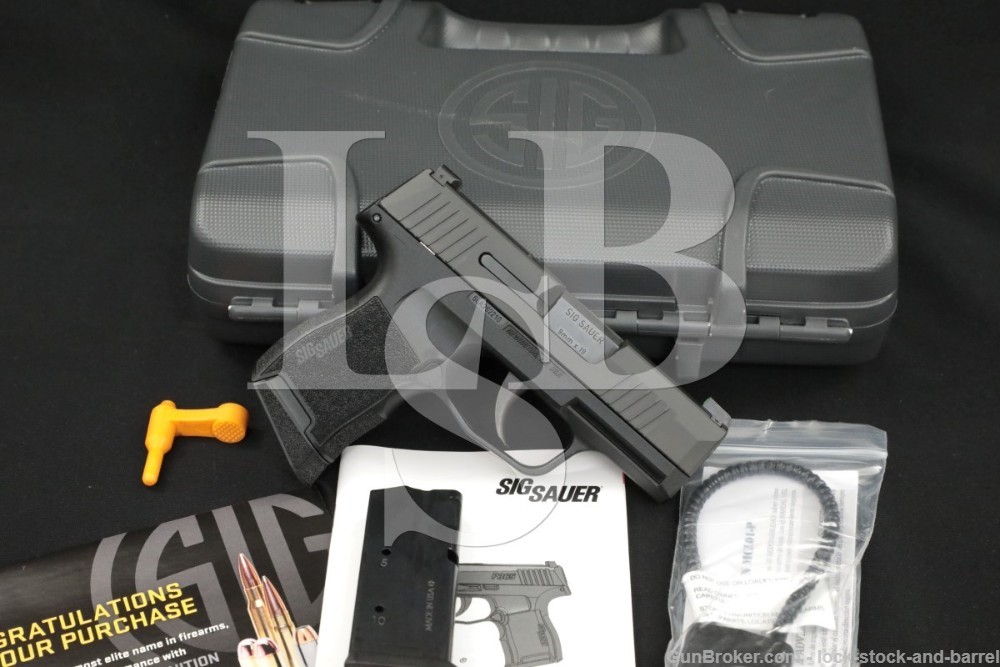 SIG Sauer P365 P-365 P 365 9x19mm 9mm Parabellum Semiauto Pistol with Case