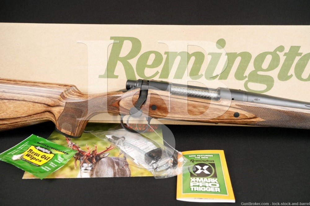 Remington 700 CDL Classic Deluxe Boone and Crockett .270 Win 24″ Bolt Rifle