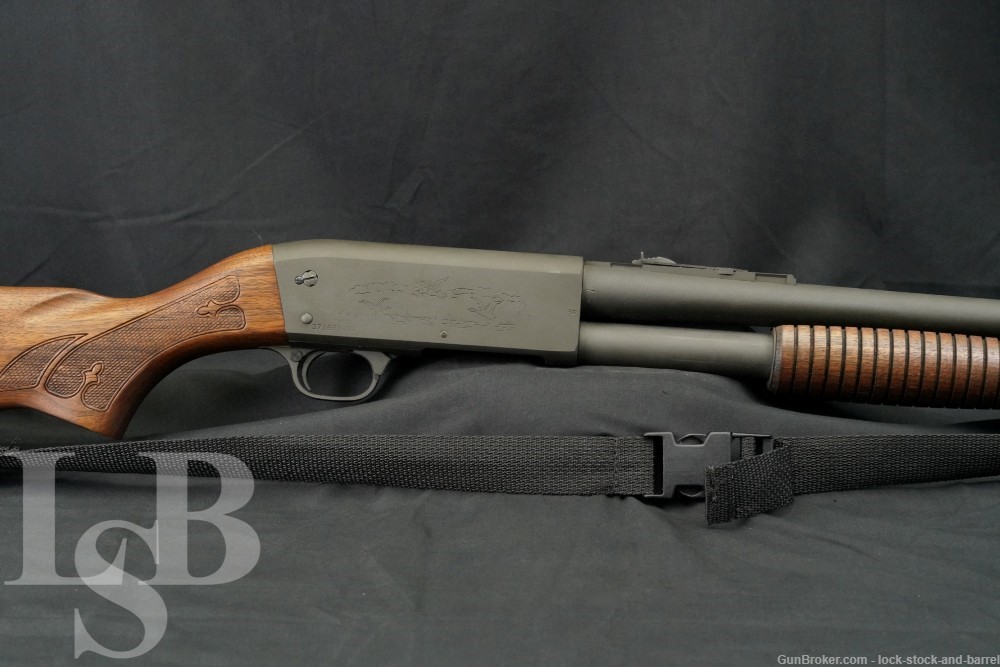 Ithaca 37 Featherlight Riot D.S. Police Special 12 GA Pump-Action Shotgun