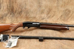 Remington Model 1100 12 GA Magnum Semi-Auto Shotgun 1982 w/2 Barrels & Case