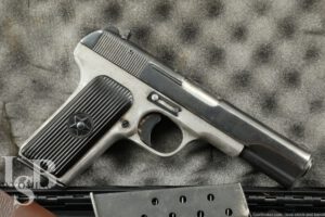 Russian Tokarev TT-33 4.5" Semi Auto Pistol 7.62x25mm w/ 2 Mags Holster