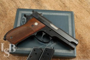 Smith and Wesson Model 39 9mm Semi-Auto Pistol & Box C&R 1954-1970
