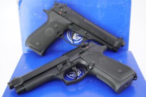 U.S. ARMY RESERVE SHOOTING TEAM CONSECUTIVE PAIR OF BERETTA M9-FS 9MM SEMI AUTO PISTOLS