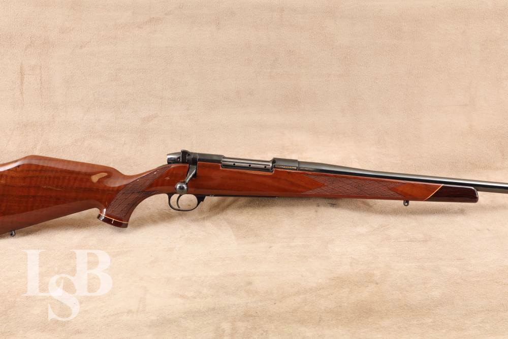 Weatherby Mark V Deluxe .240 WEATHERBY MAG 26" Bolt Action Rifle