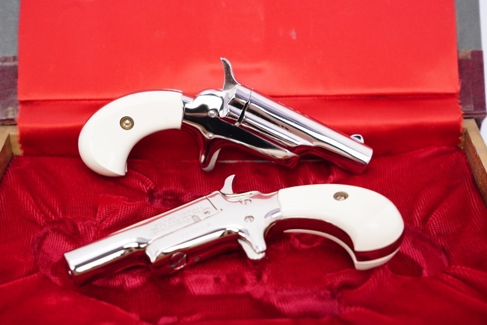 Colt Factory Bookcase Derringers, Consecutive SN Pair