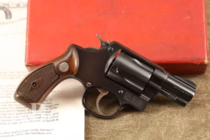 Smith & Wesson Pre-36 Chiefs Special .38 Spl. 2" DA/SA Revolver & Box C&R