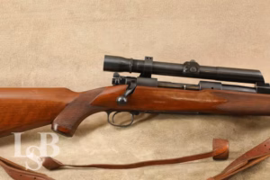 Pre-64 Winchester 70 Super Grade 257 Roberts 24" Bolt Action Rifle 1938 C&R