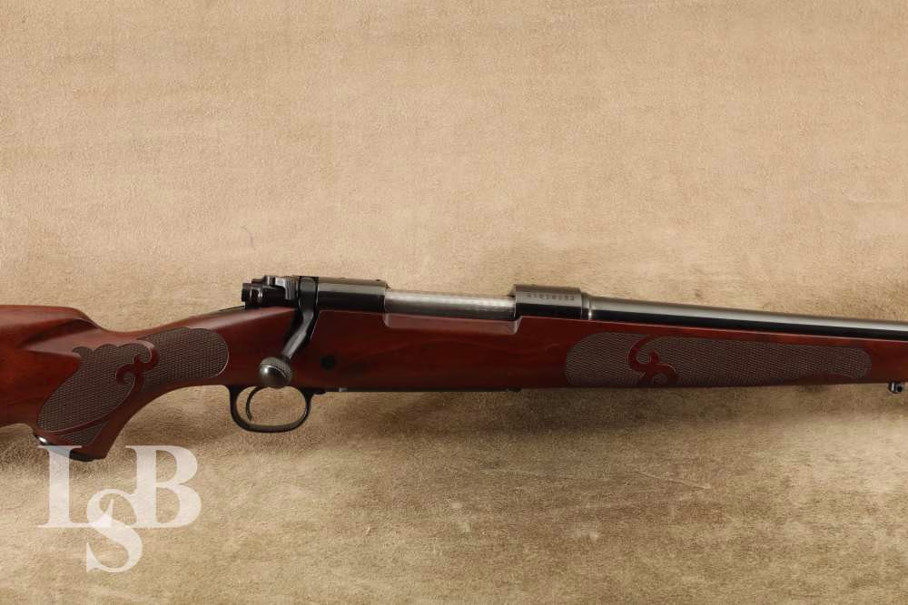 Winchester 70 XTR Featherweight .257 Roberts 22" Bolt Action Rifle, 1982